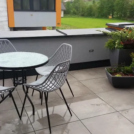 Apartman Emu Апартаменты Rabca