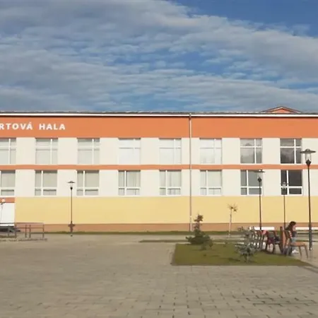 Апартаменты Apartman Emu *